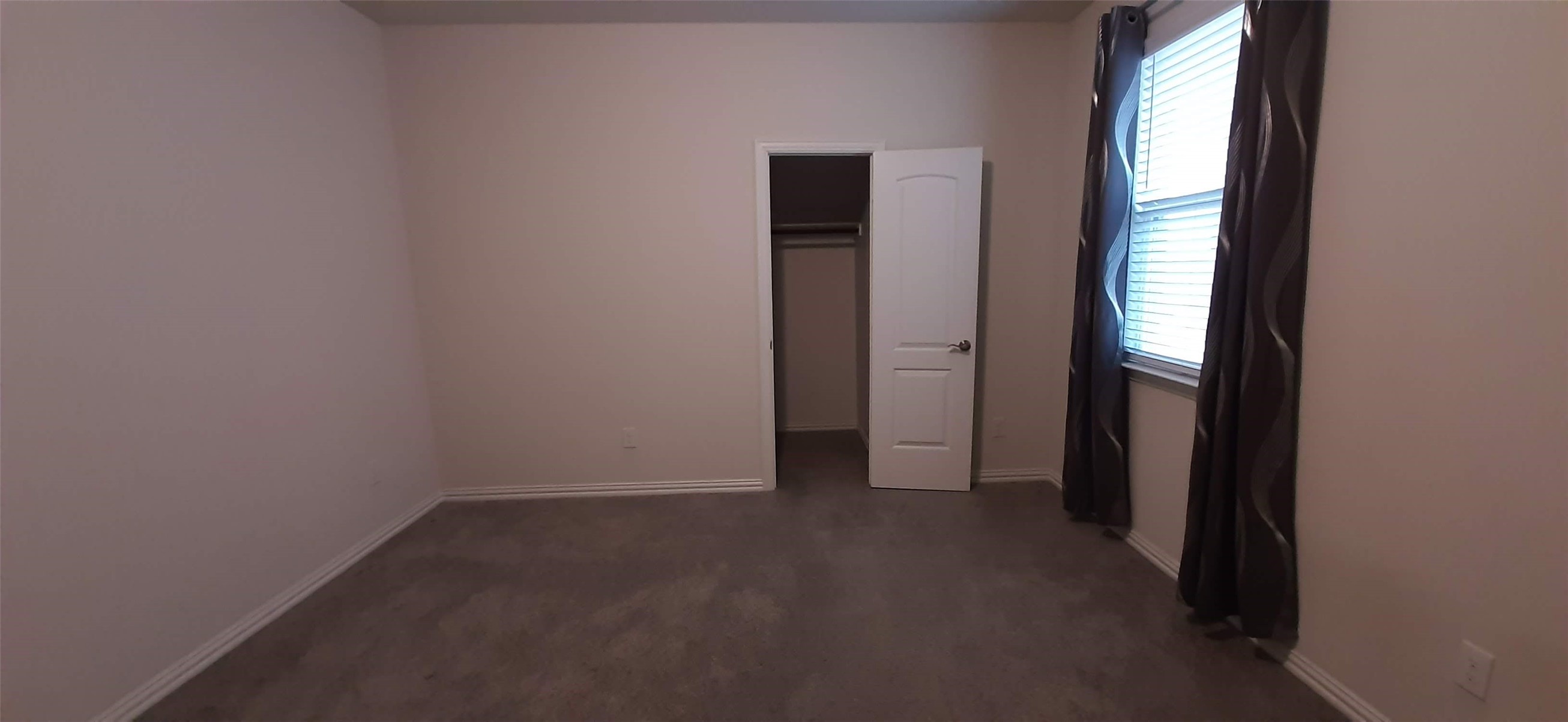 325 Kennewick Drive