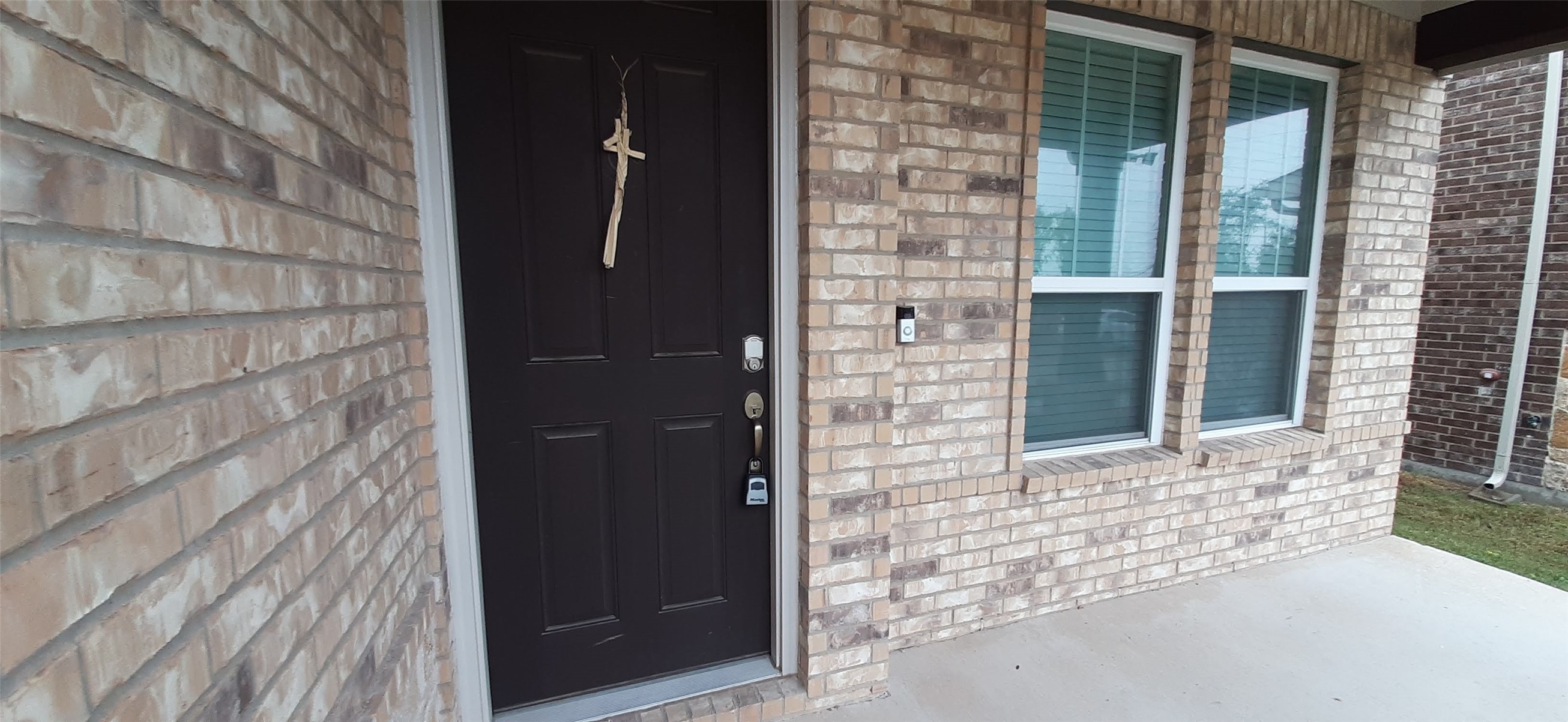 325 Kennewick Drive