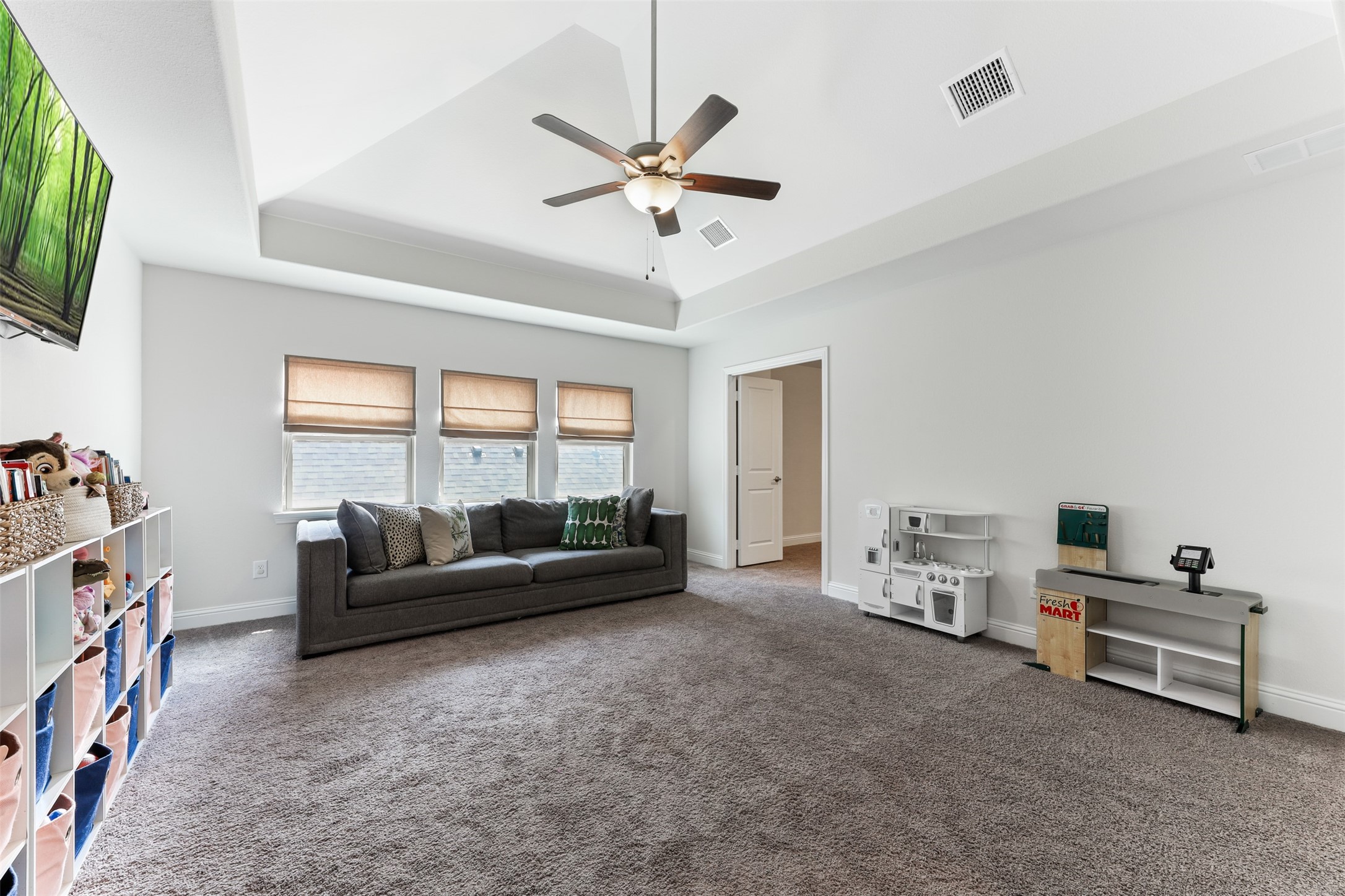 2880 Meadow Dell Drive