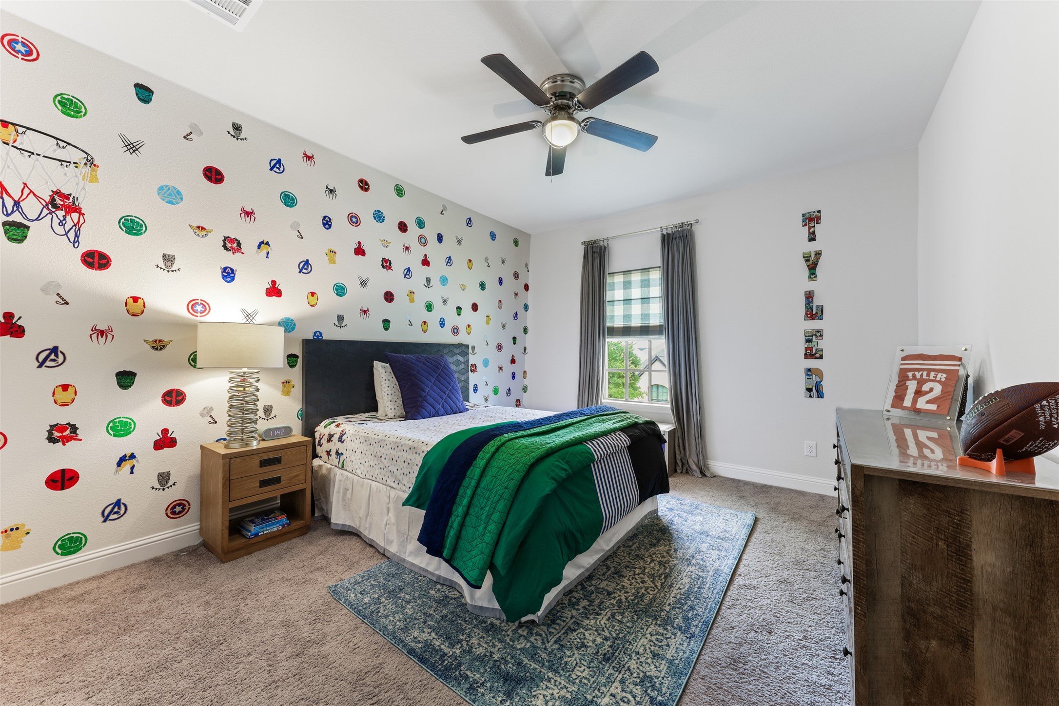 2880 Meadow Dell Drive