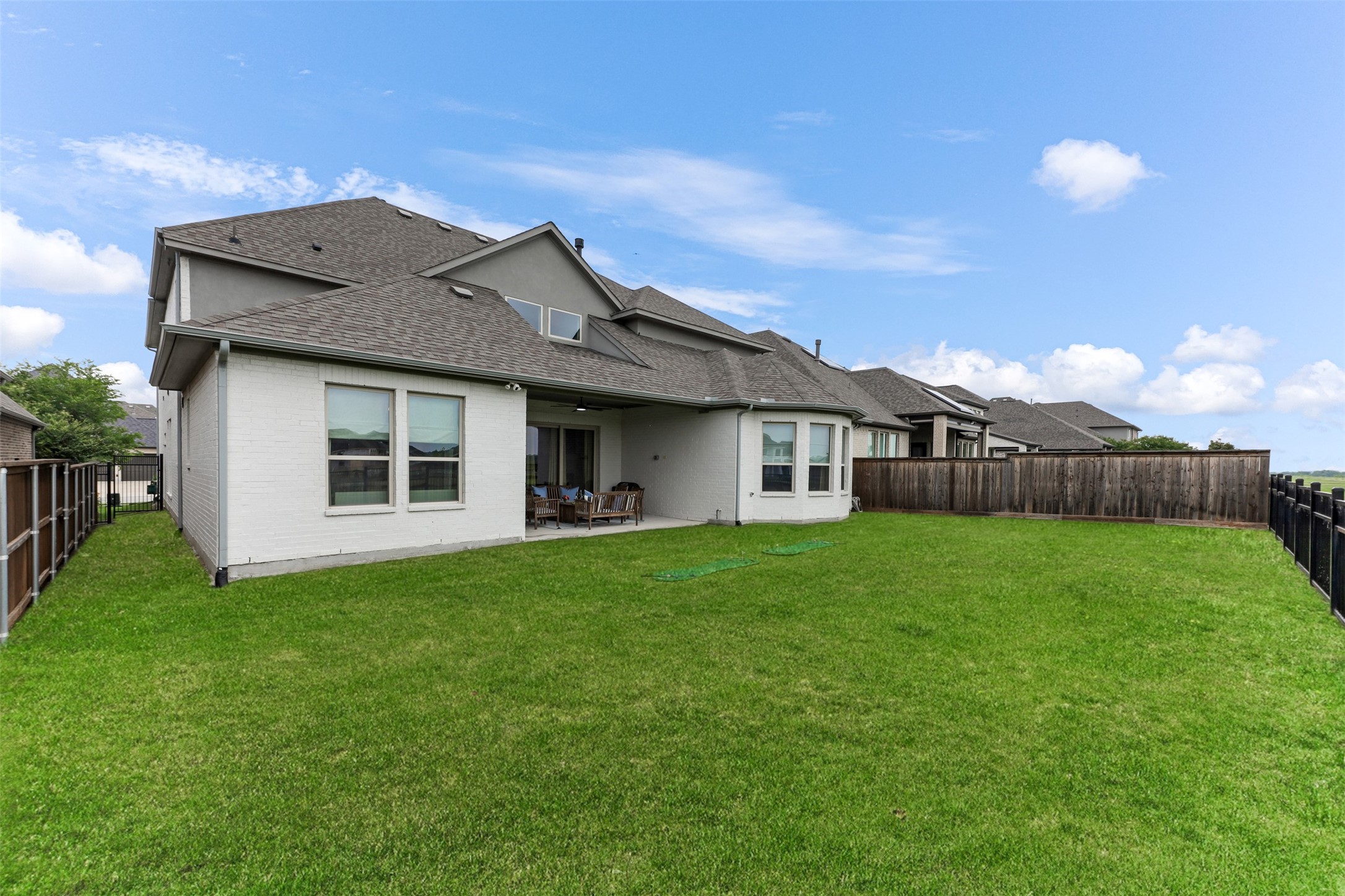 2880 Meadow Dell Drive