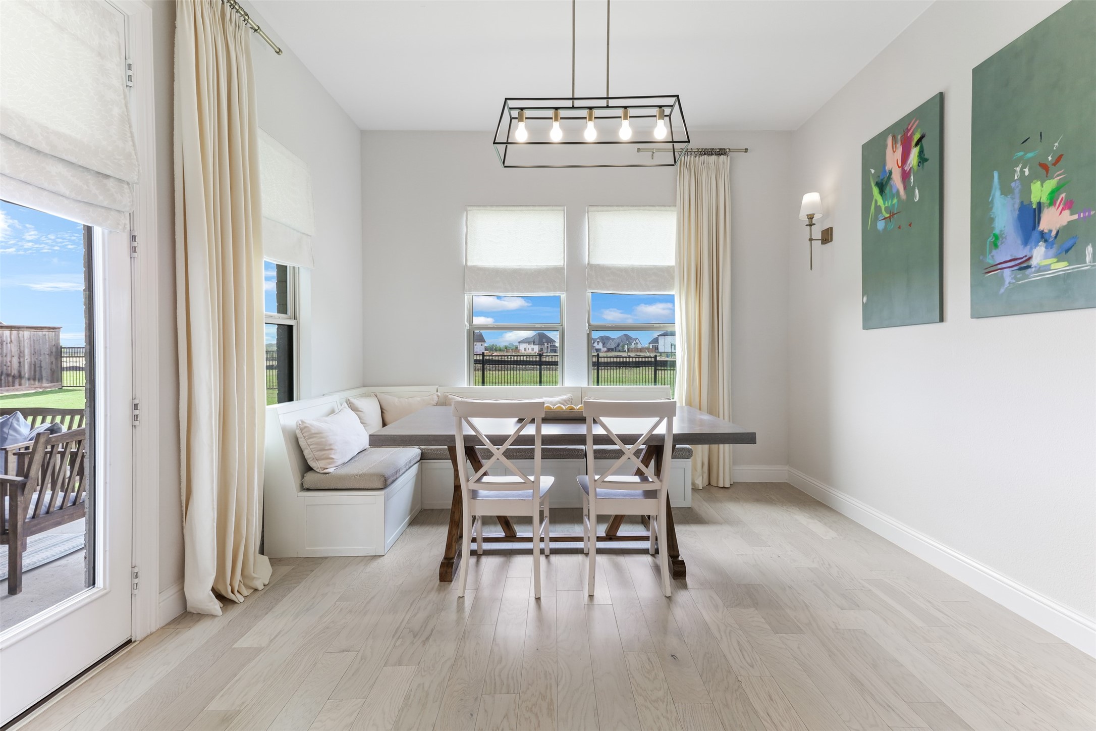 2880 Meadow Dell Drive