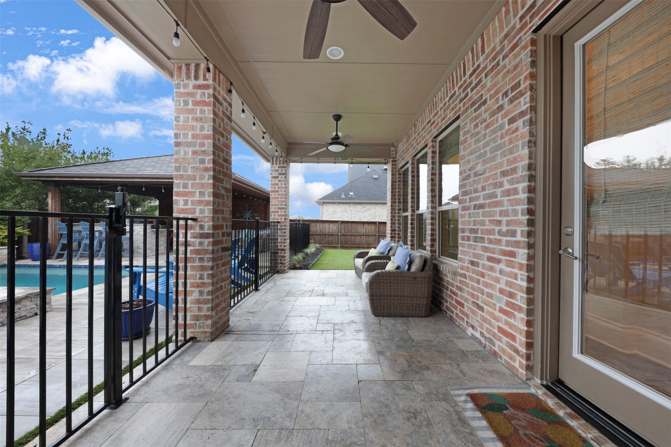 4105 Parkview Boulevard