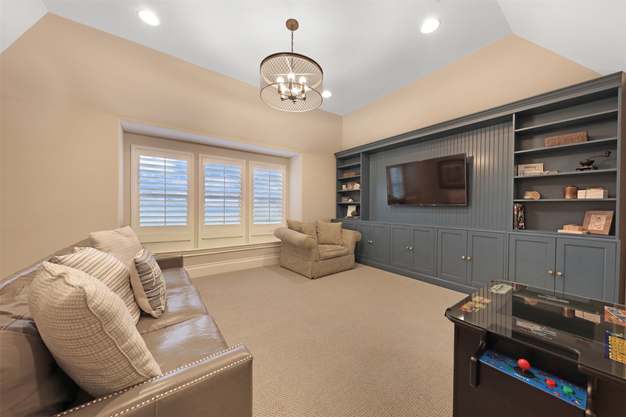 4105 Parkview Boulevard