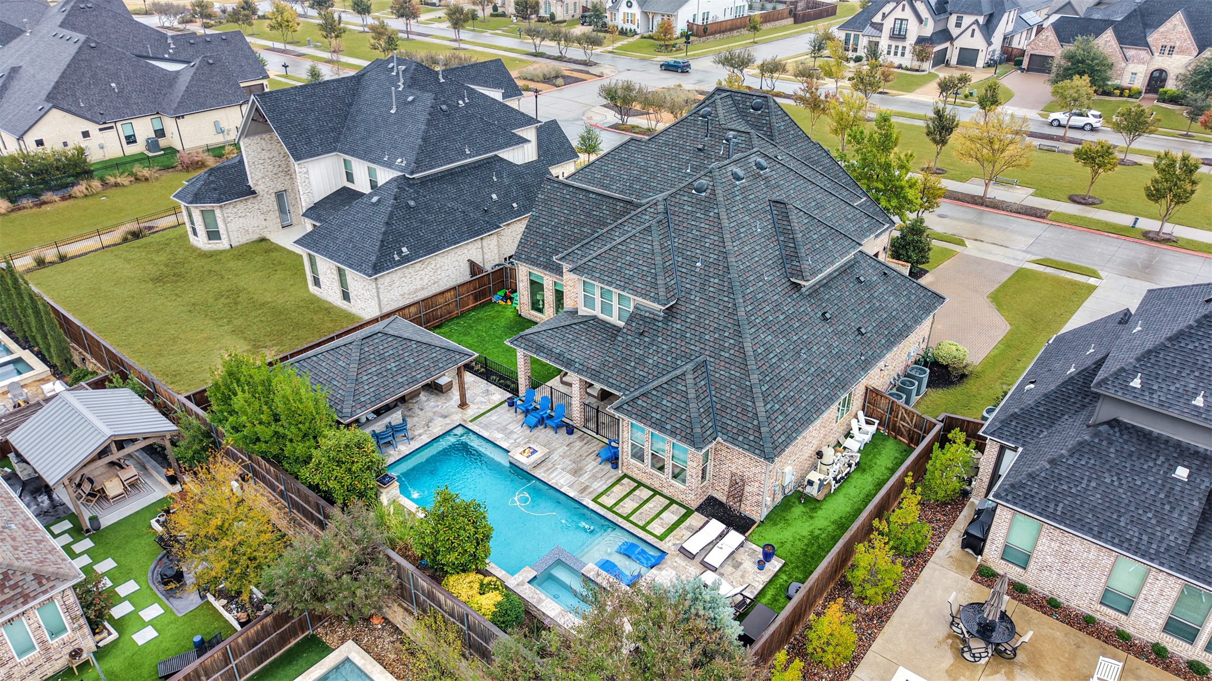 4105 Parkview Boulevard