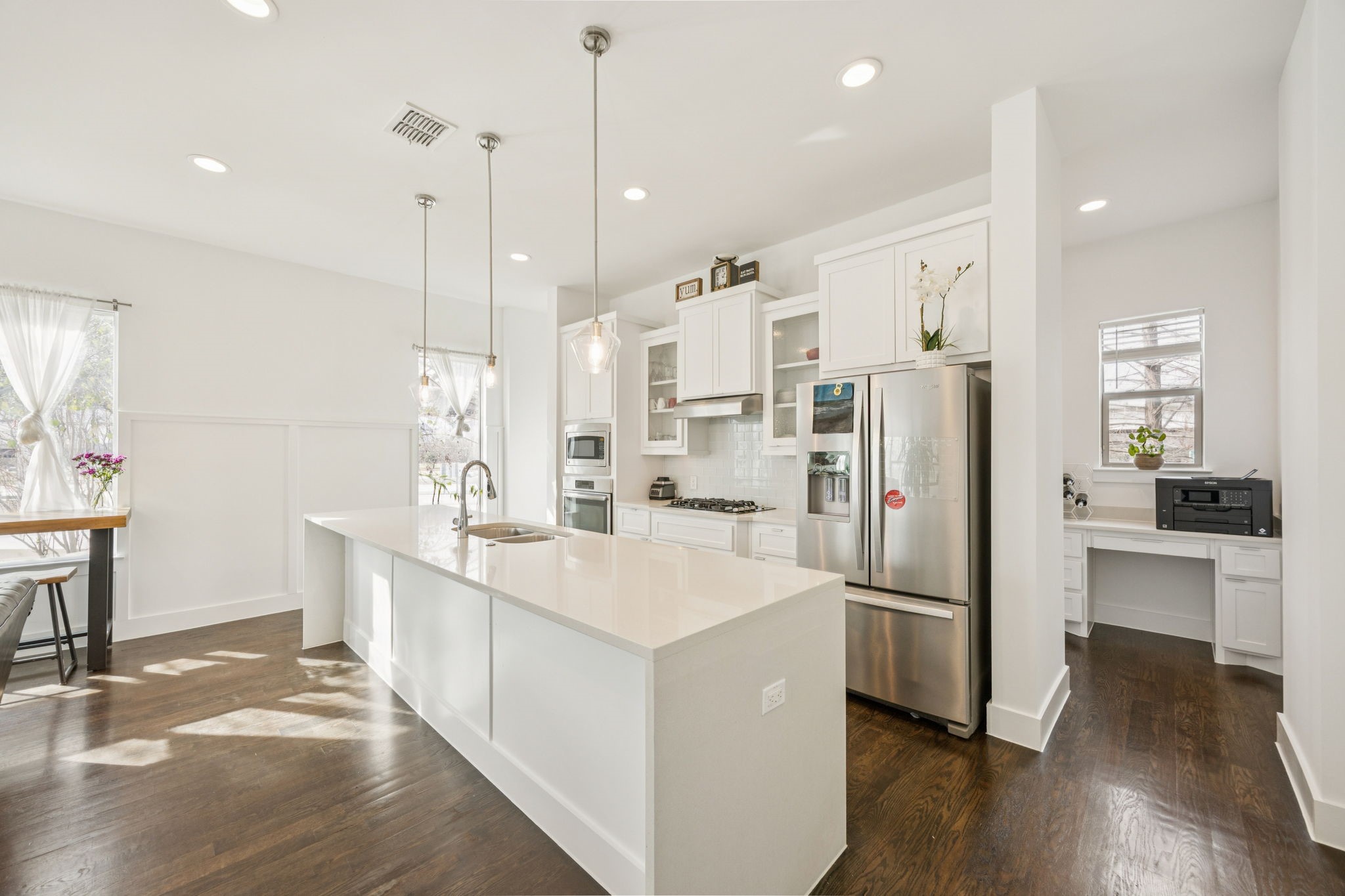 3002 Zenia Drive