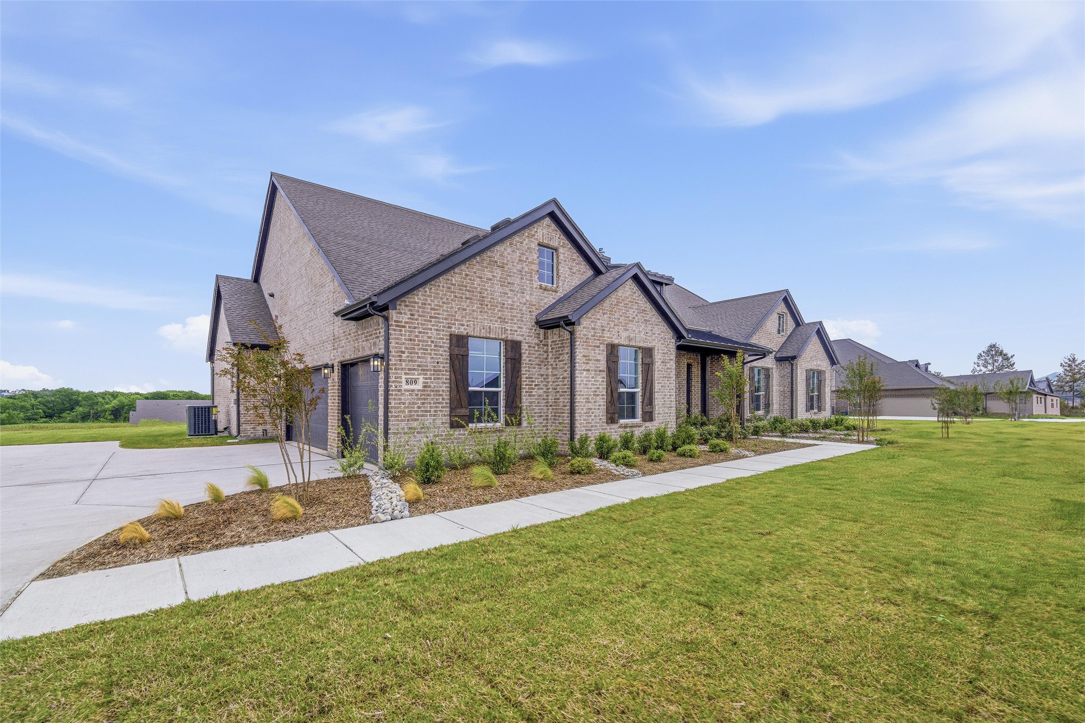 809 Valley Ridge Road