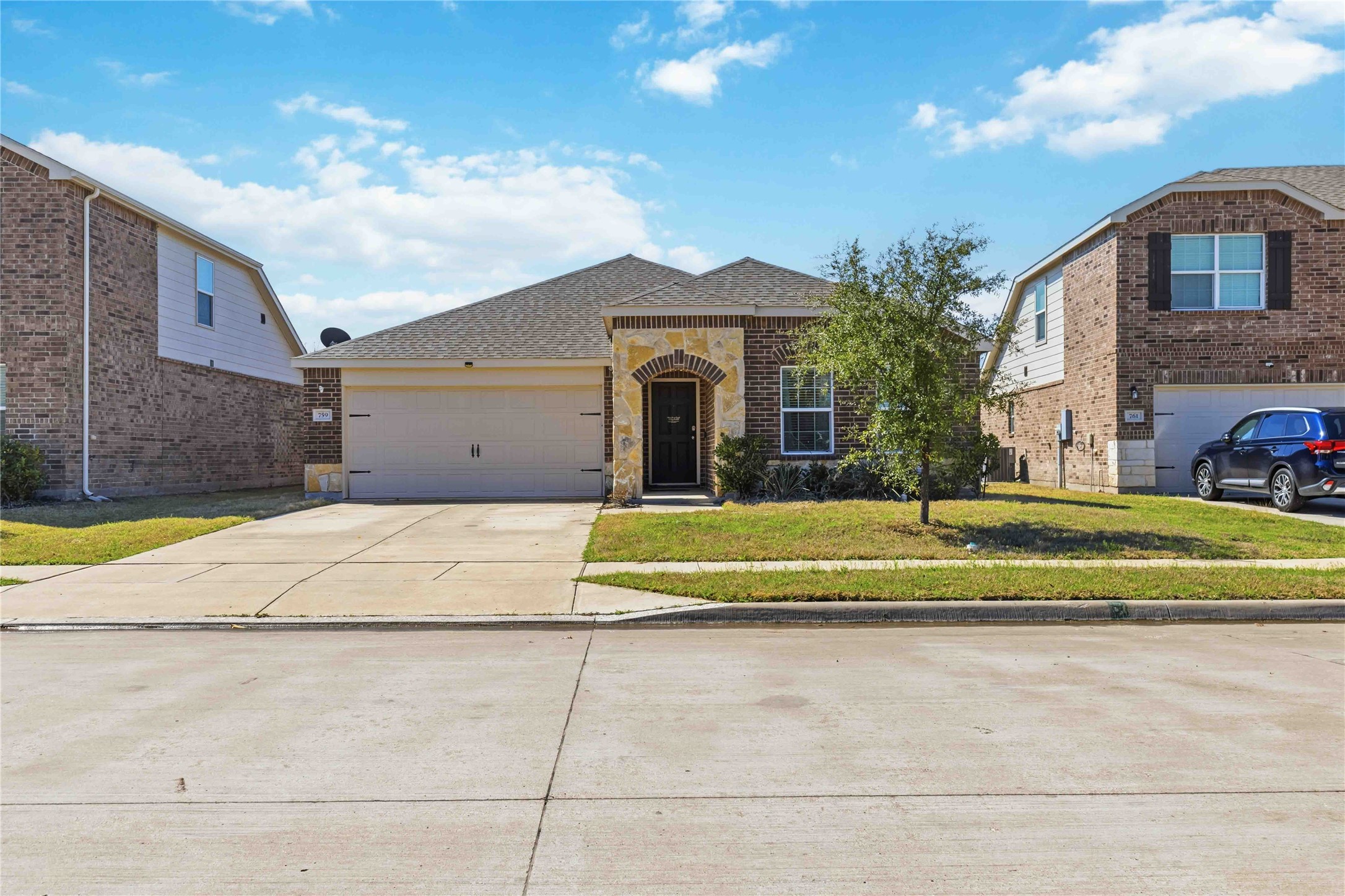 759 Brockwell Bend
