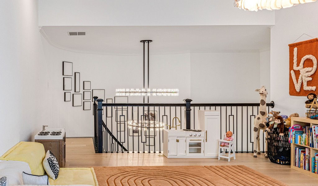 1544 Vermillion Drive