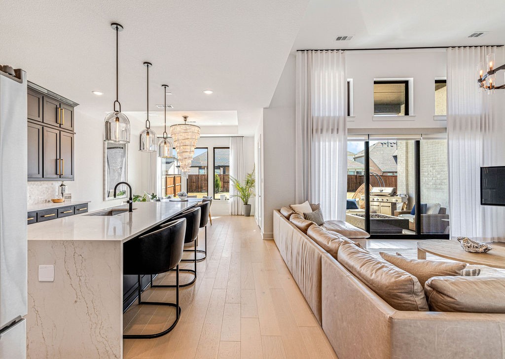 1544 Vermillion Drive