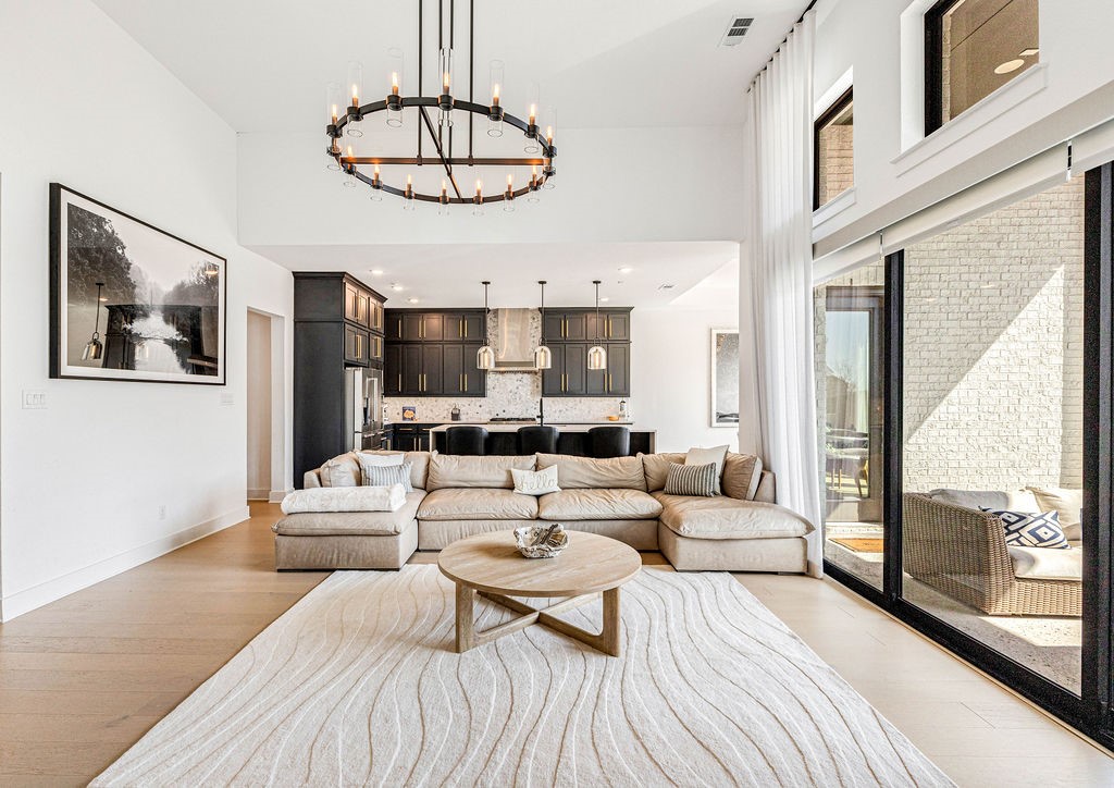 1544 Vermillion Drive