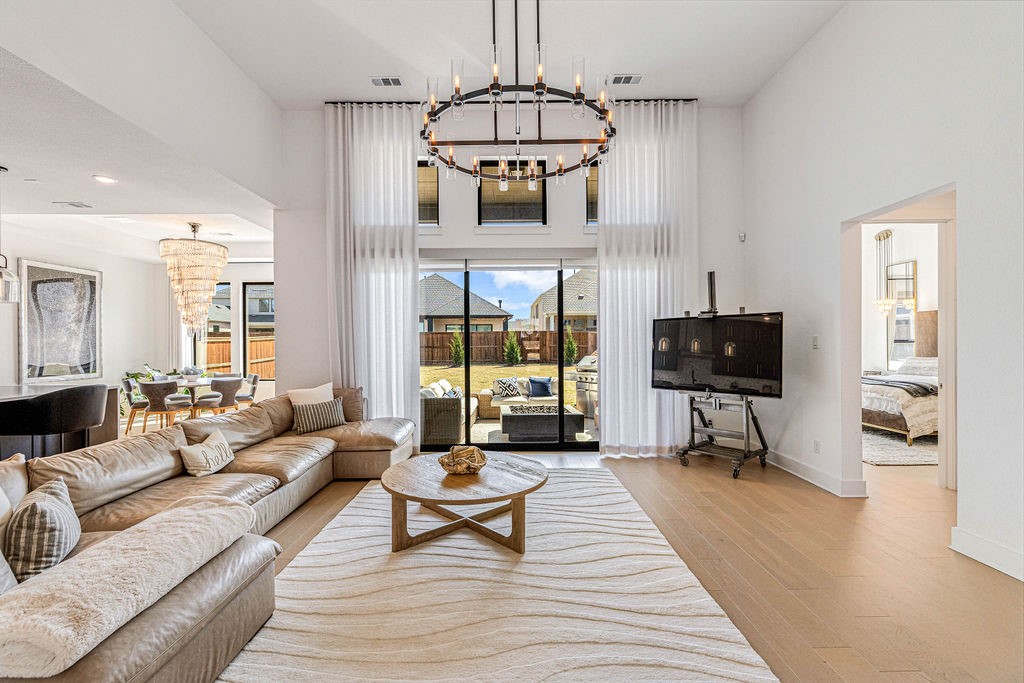 1544 Vermillion Drive