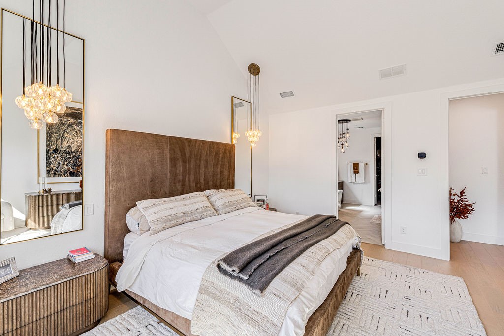 1544 Vermillion Drive