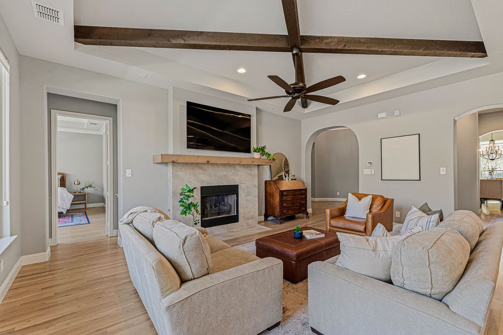 1405 Grassland Drive