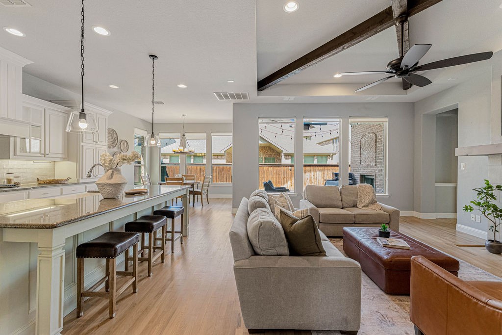 1405 Grassland Drive