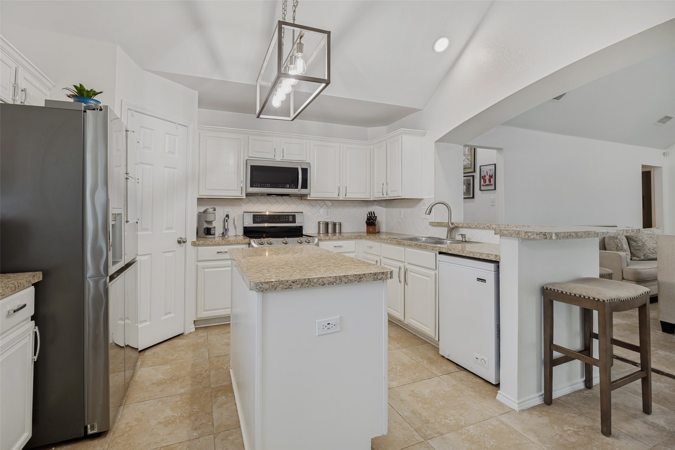 3339 Shining Light Drive