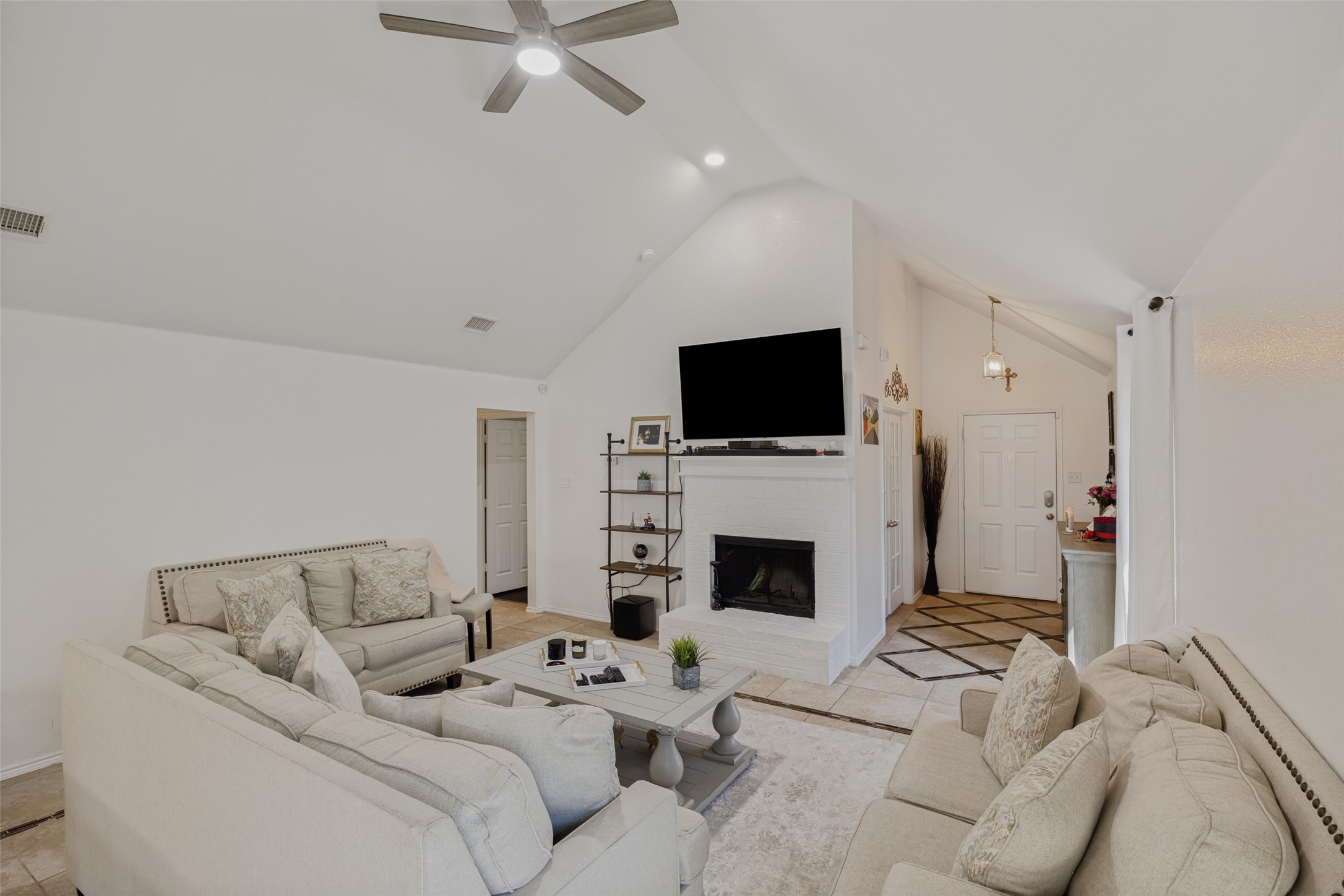 3339 Shining Light Drive