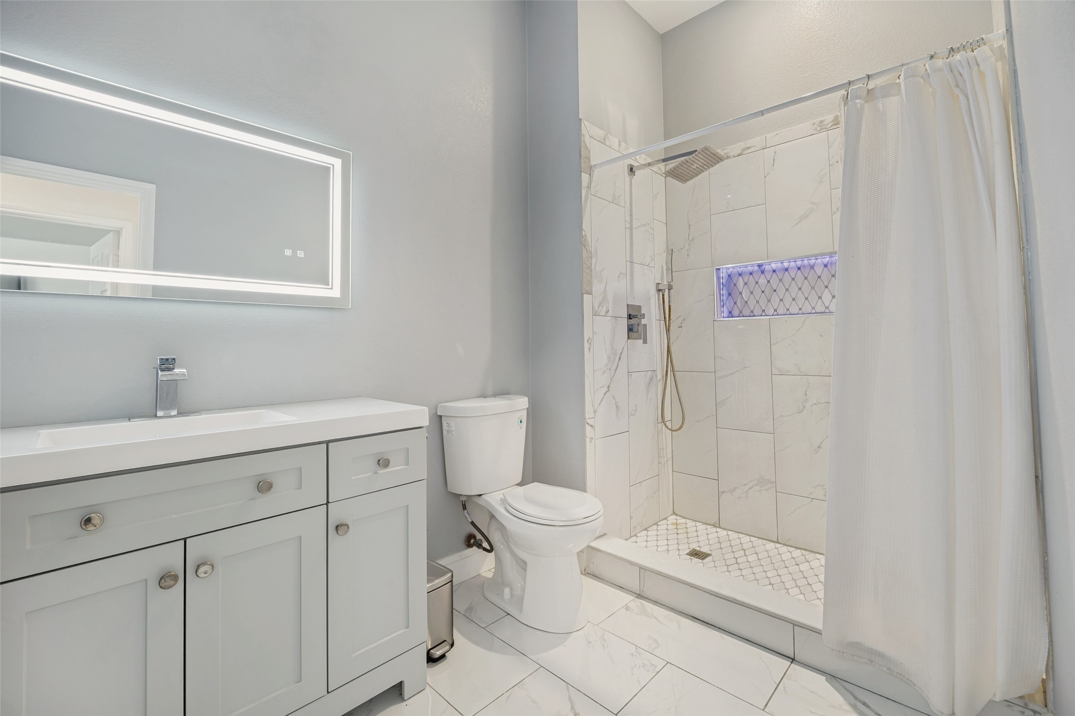 3339 Shining Light Drive