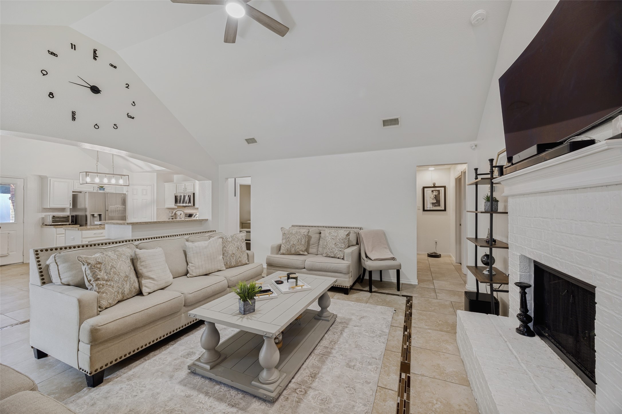 3339 Shining Light Drive