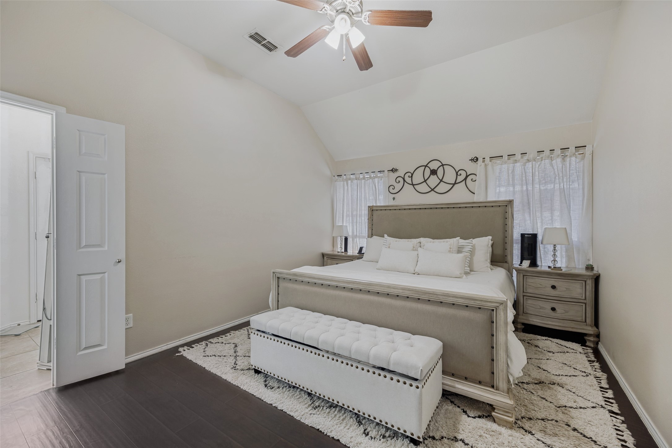 3339 Shining Light Drive