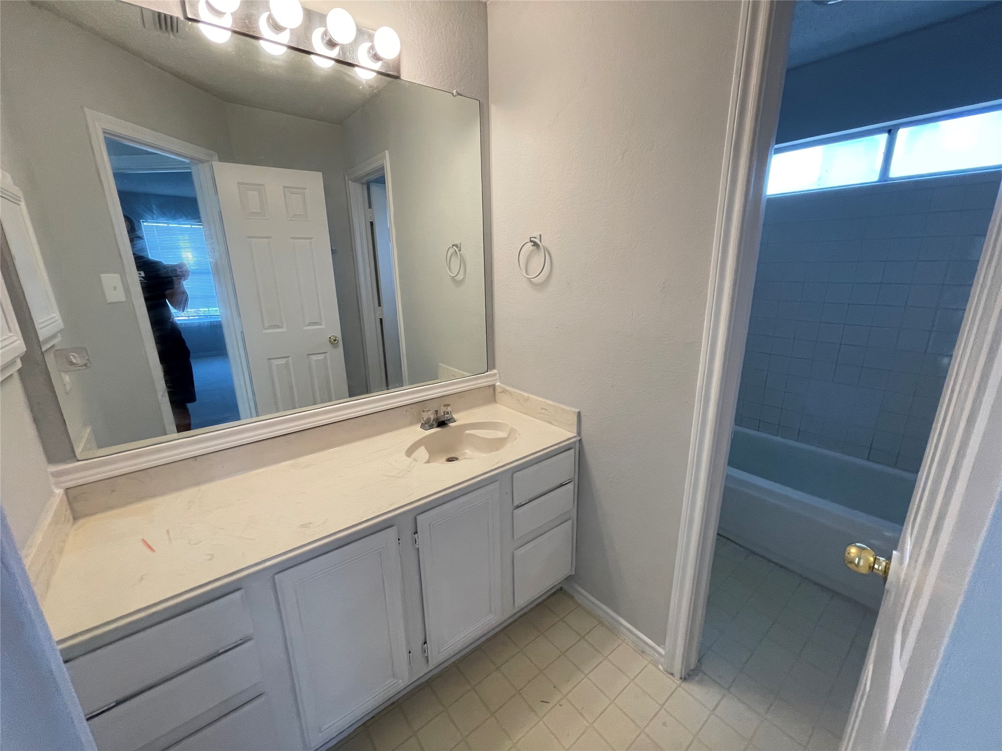 728 Fawn Valley Drive