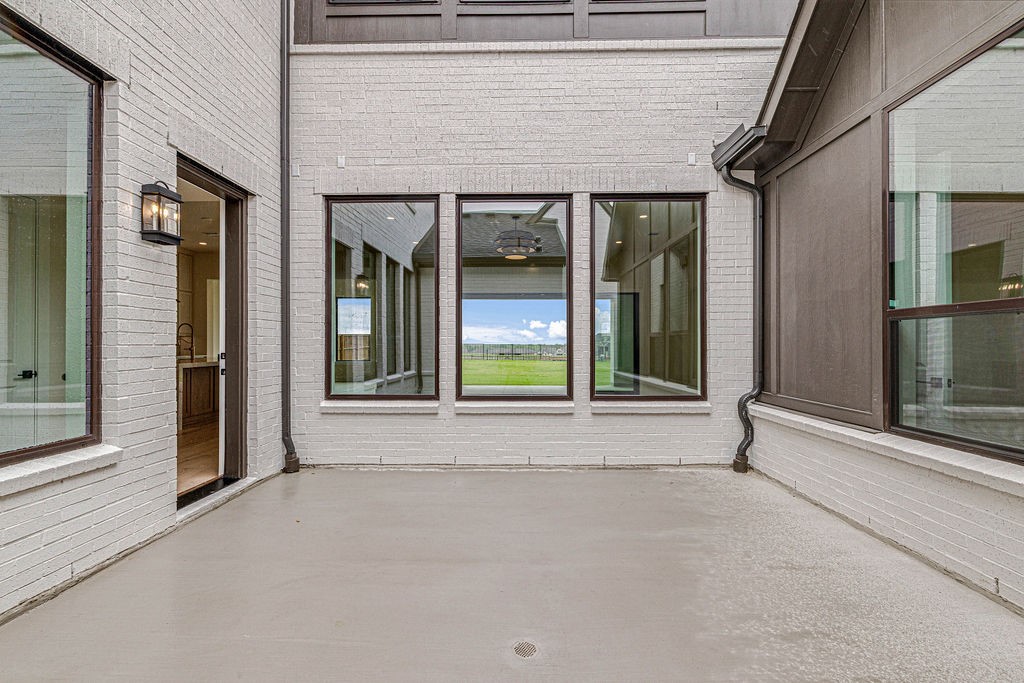 341 Harrison Lane