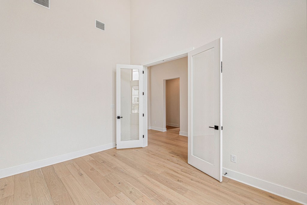 341 Harrison Lane
