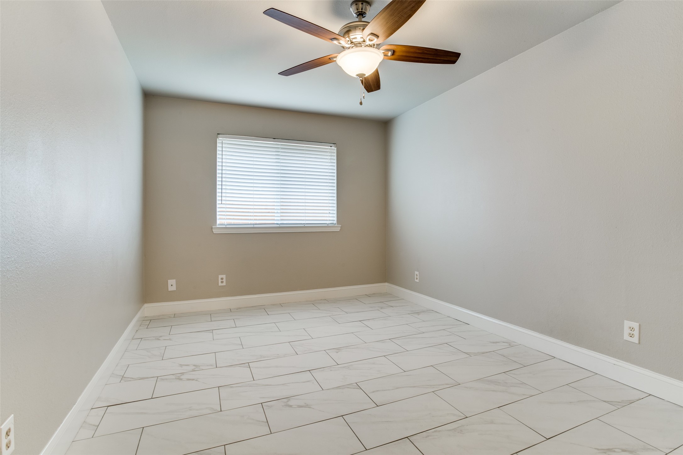 7006 Woodsprings Drive