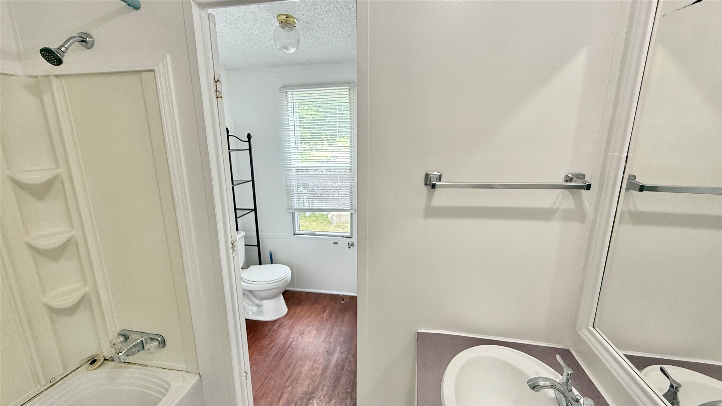 3789 Jacobs Lane