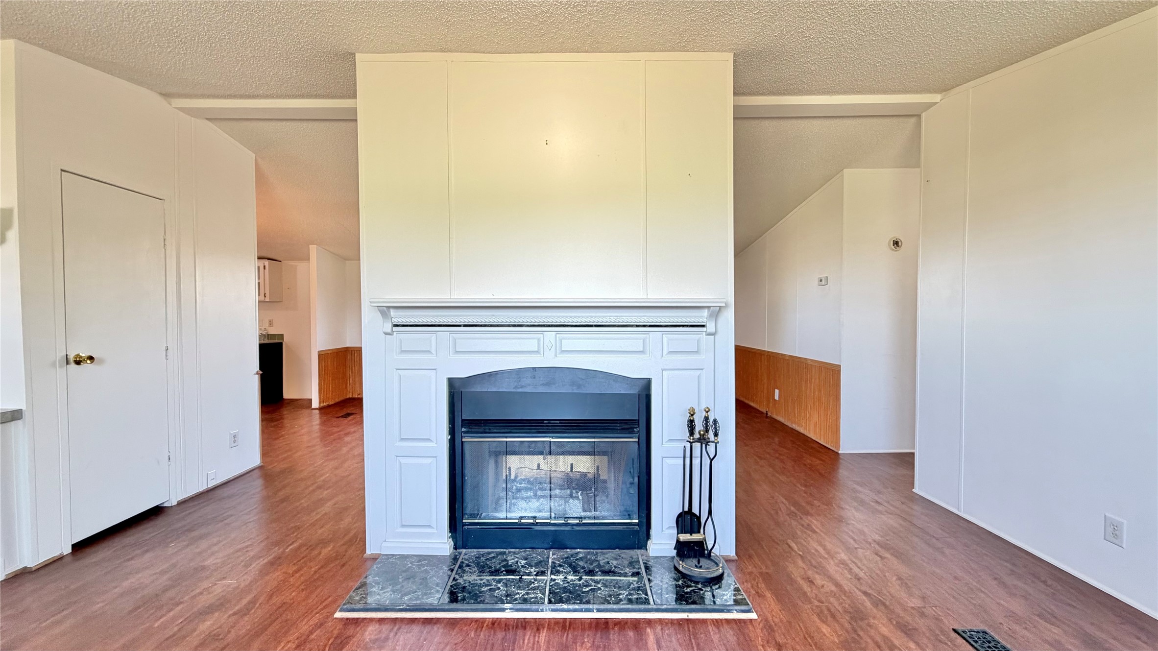 3789 Jacobs Lane