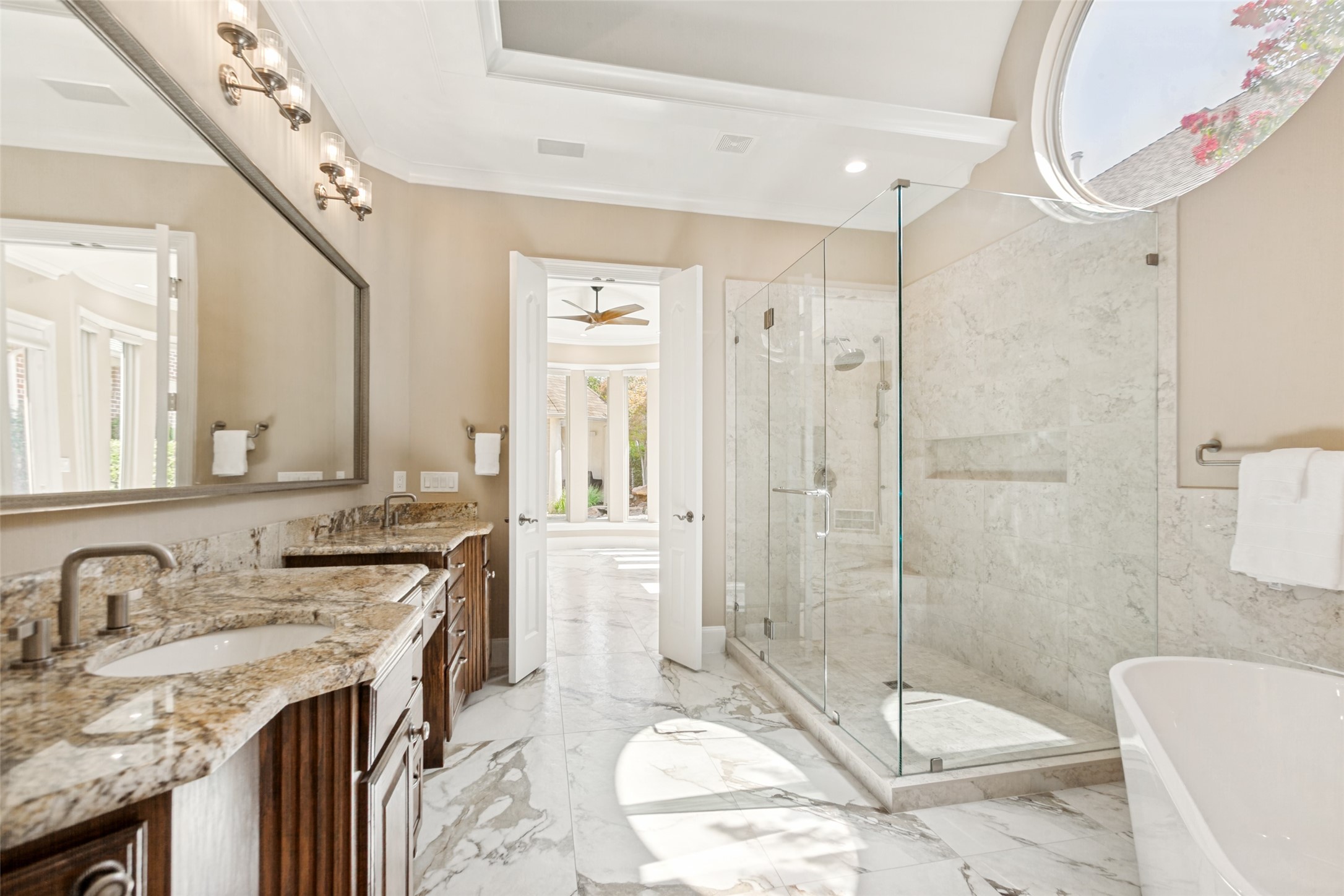 5128 Meadowlark Drive