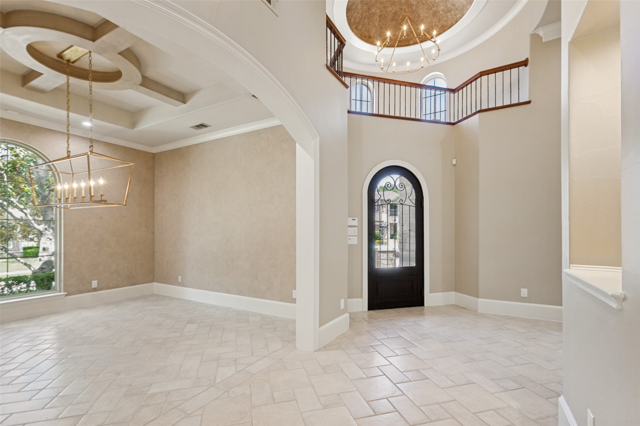 5128 Meadowlark Drive