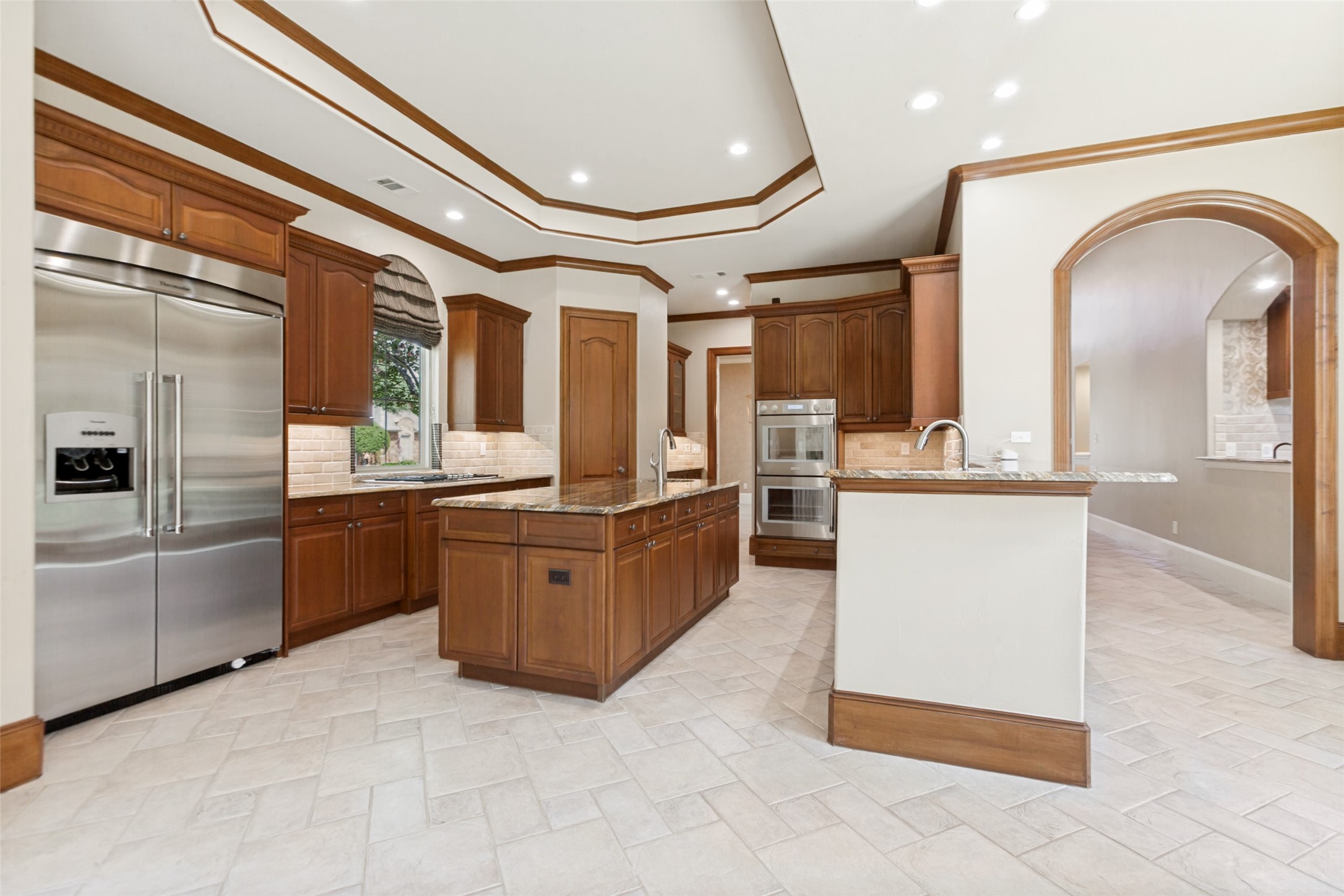 5128 Meadowlark Drive