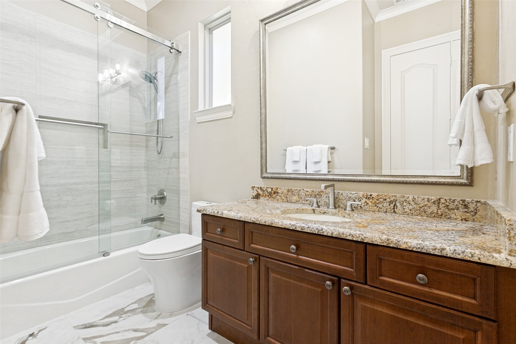 5128 Meadowlark Drive