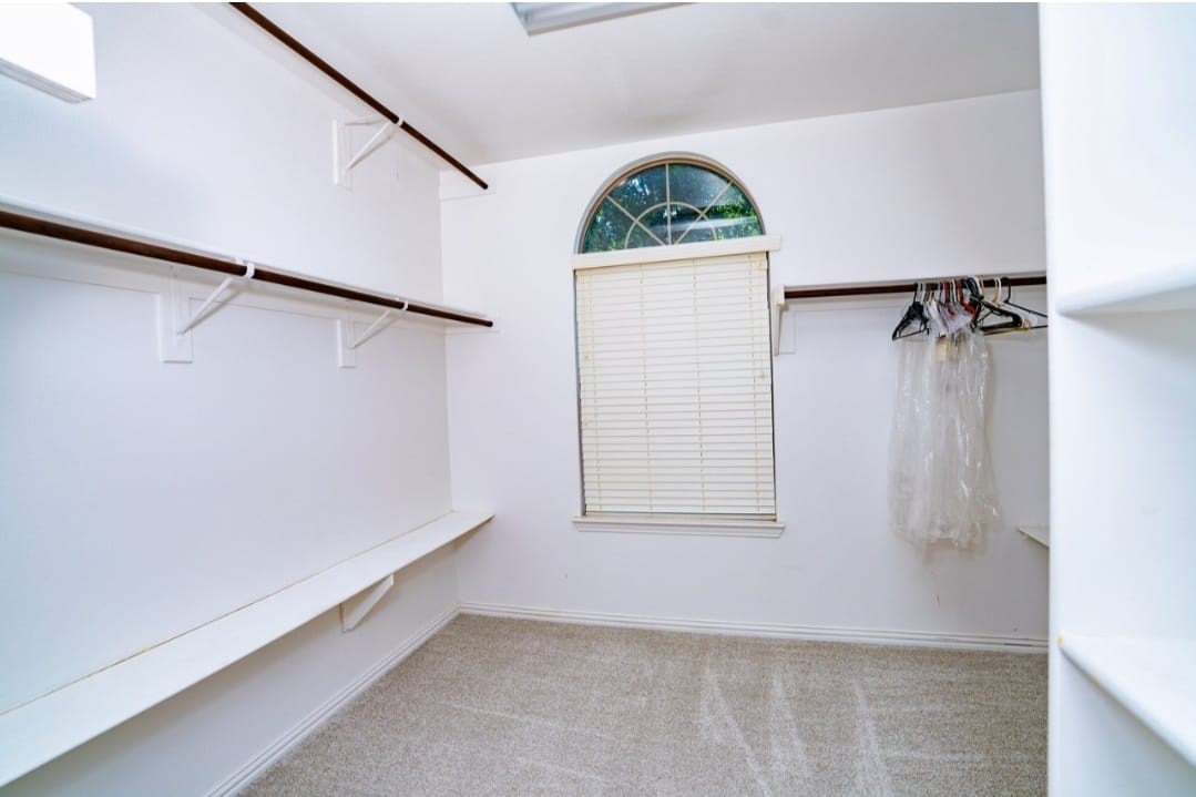 2439 Newcastle Bend