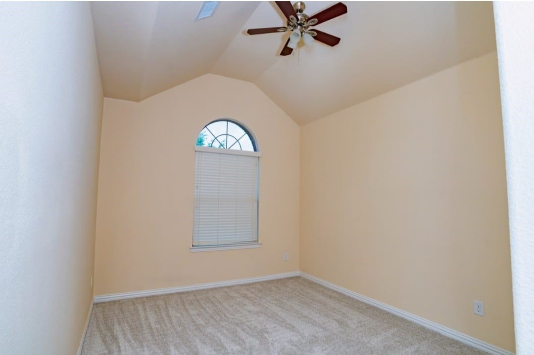 2439 Newcastle Bend
