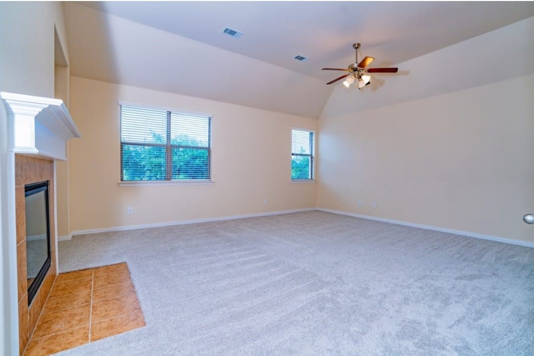 2439 Newcastle Bend