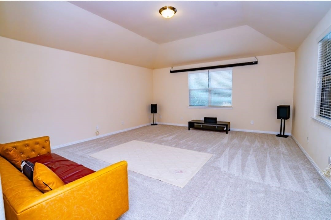2439 Newcastle Bend