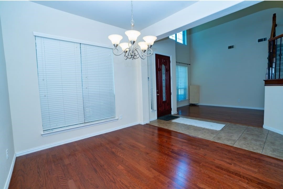 2439 Newcastle Bend