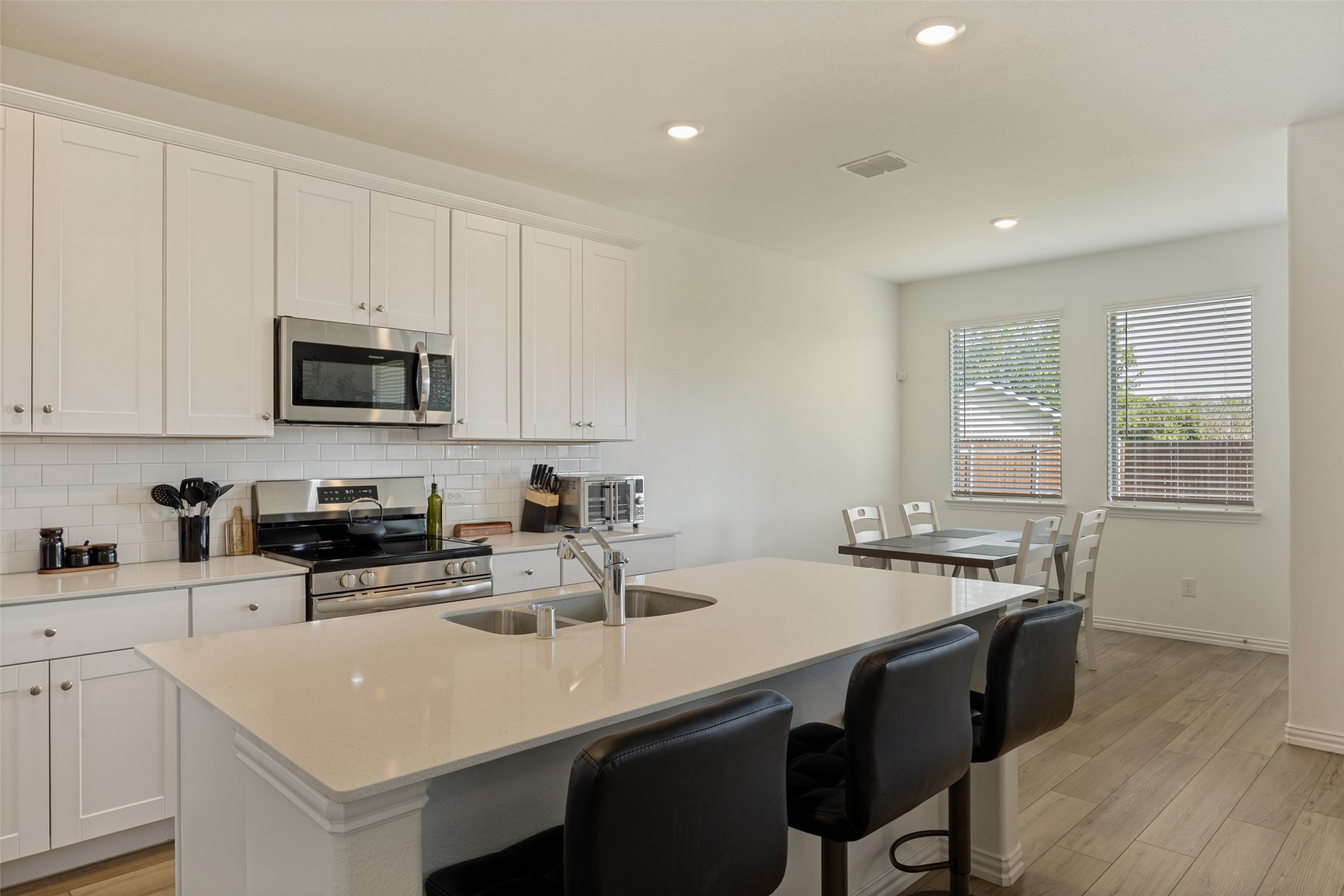 328 Ardsley Lane
