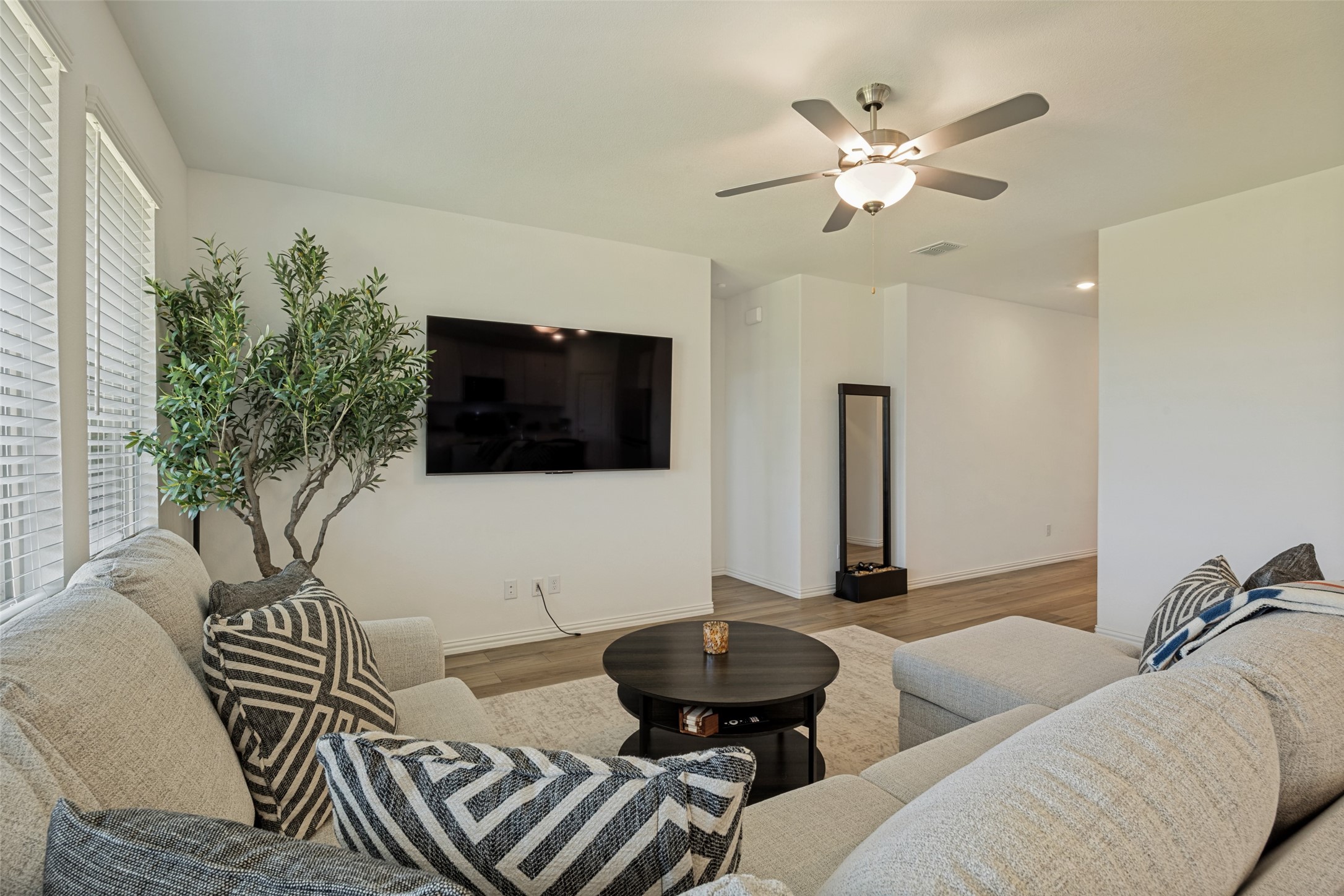 328 Ardsley Lane