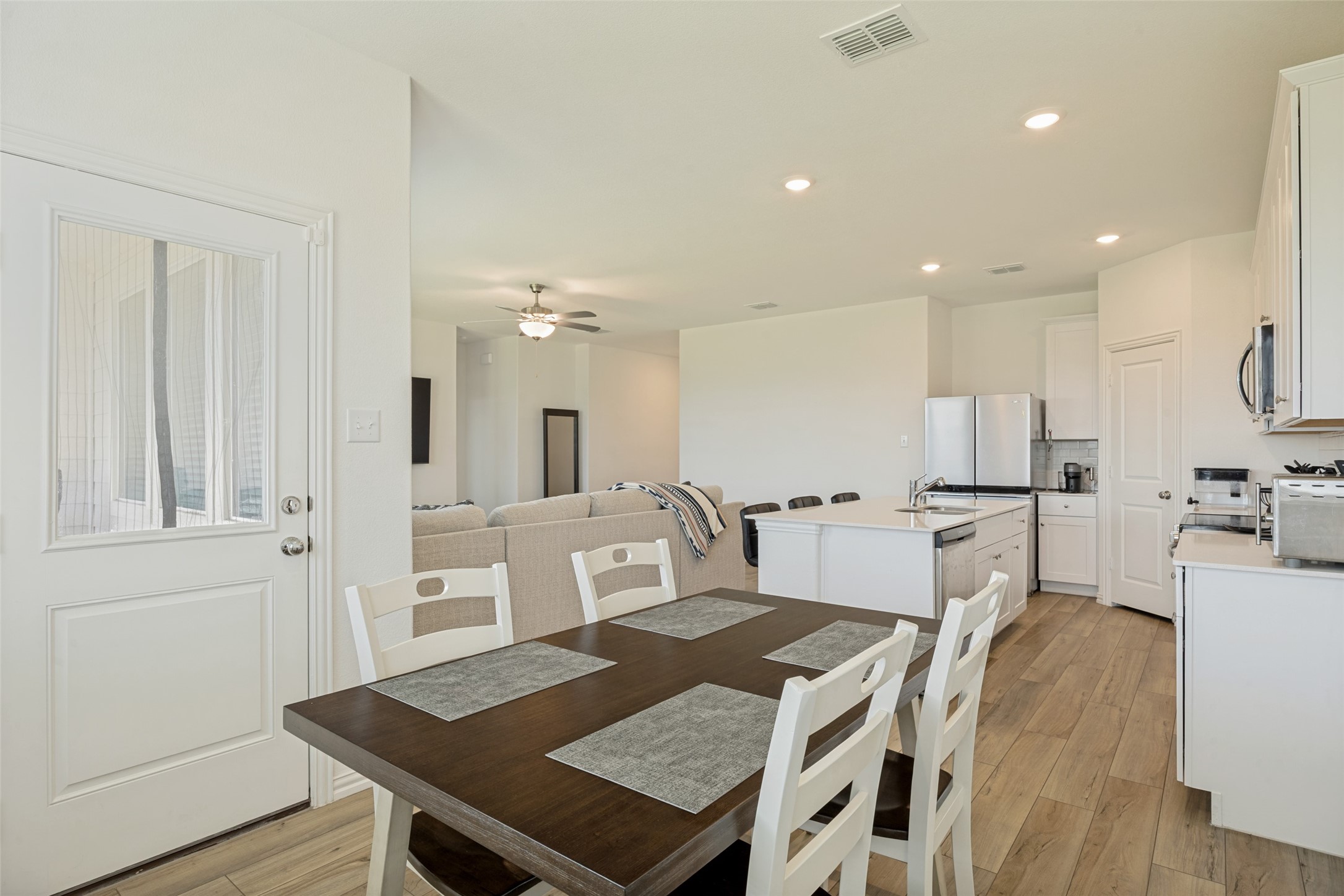 328 Ardsley Lane