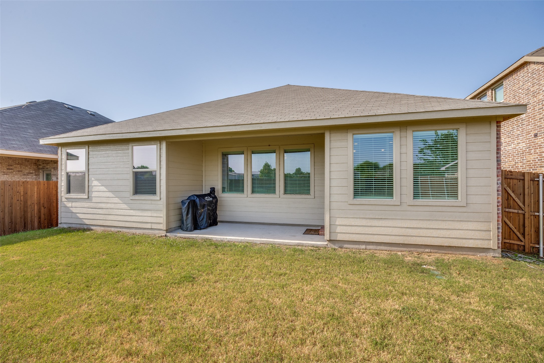 328 Ardsley Lane