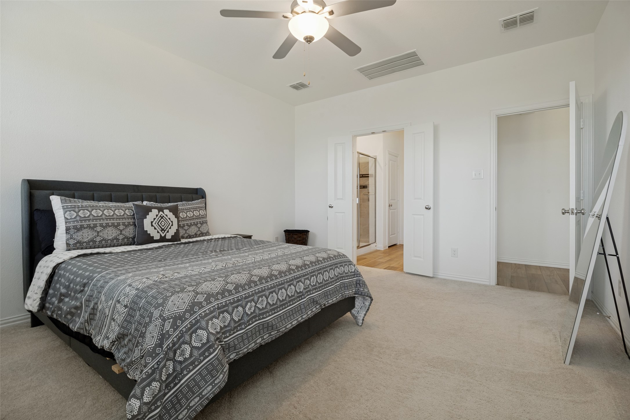 328 Ardsley Lane