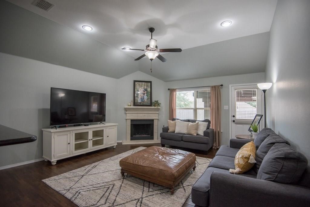 809 Hardwood Drive