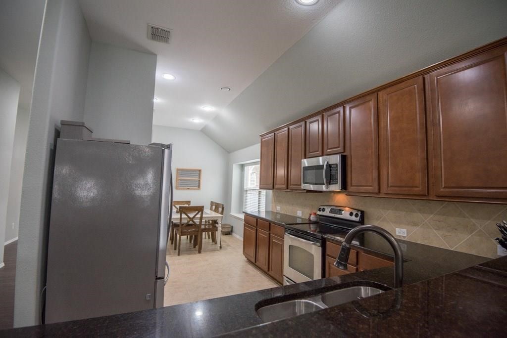 809 Hardwood Drive