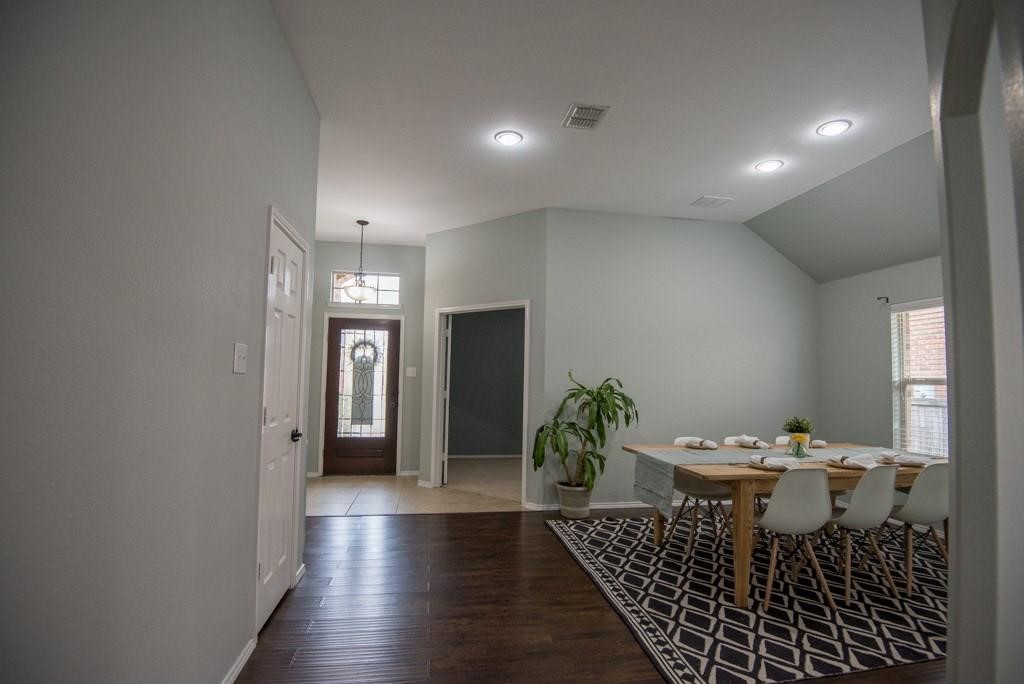 809 Hardwood Drive
