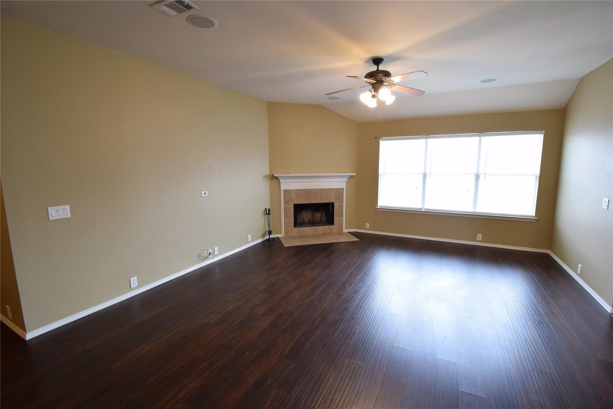 1006 Abigail Drive