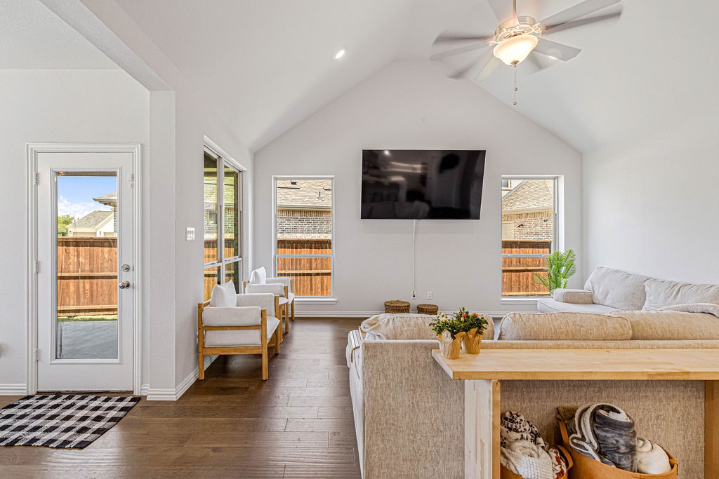 1009 Skyflower Lane