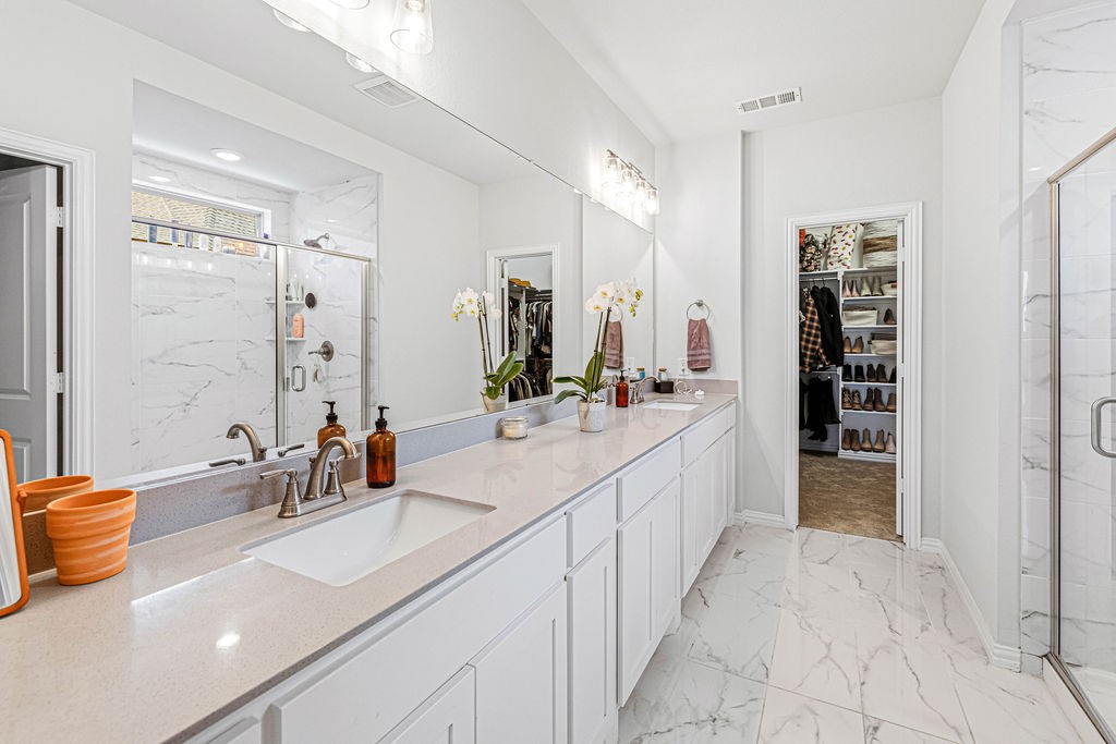 1009 Skyflower Lane